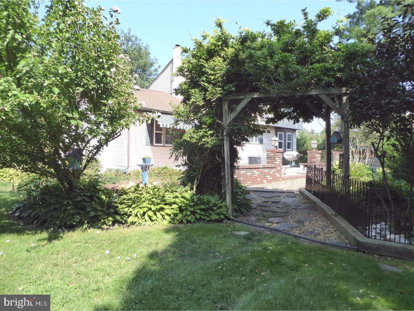 633 Flock Road Hamilton, NJ 08690 - Photo 22 of 23 Back Yard