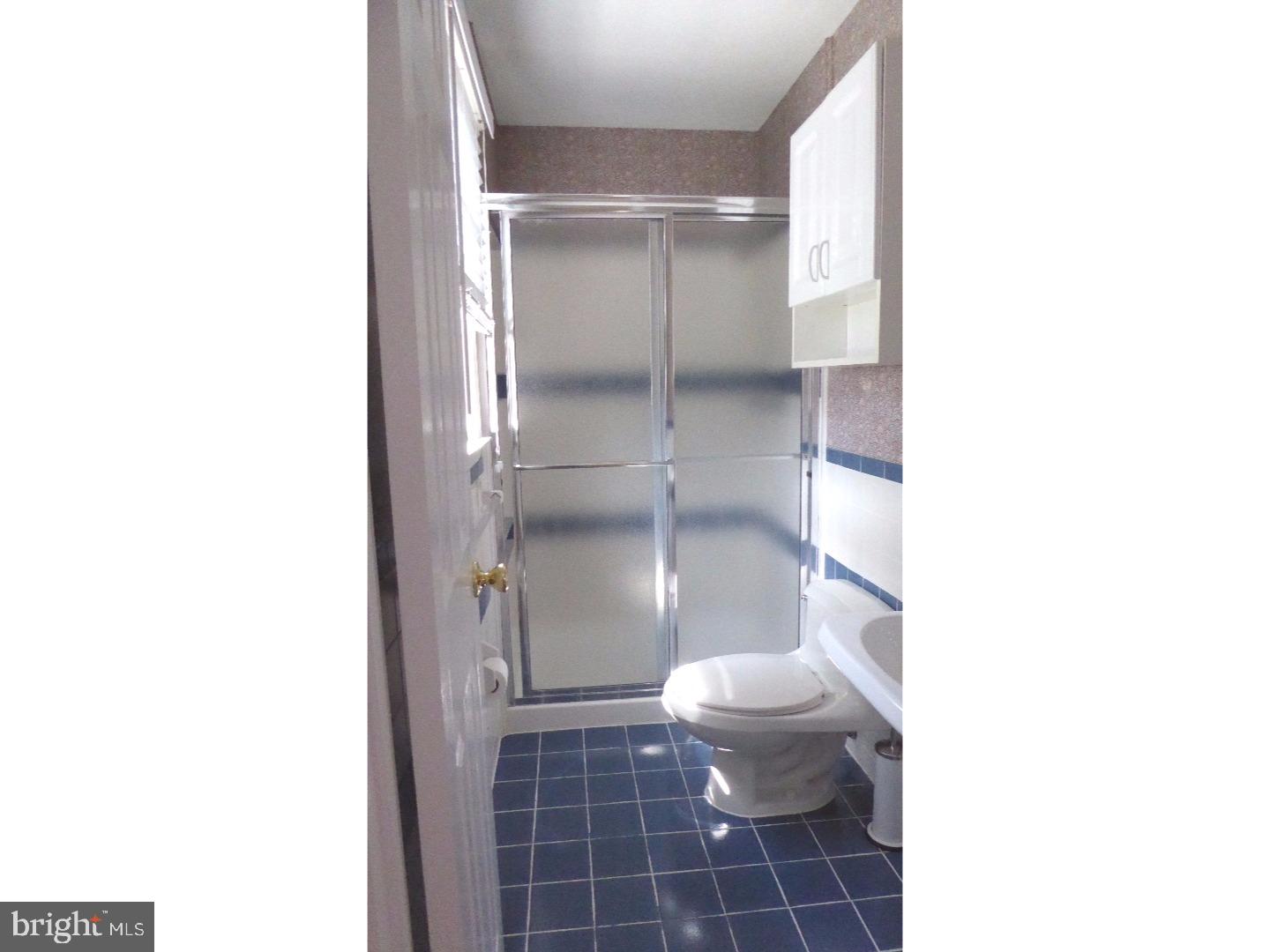 633 Flock Road Hamilton, NJ 08690 - Photo 8 of 23 Bathroom