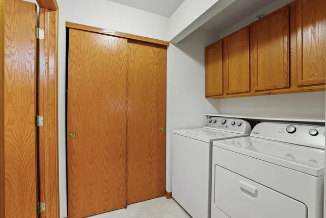 $305,000 | 18425 Emerald Drive, Unit G, Brookfield, WI 53045