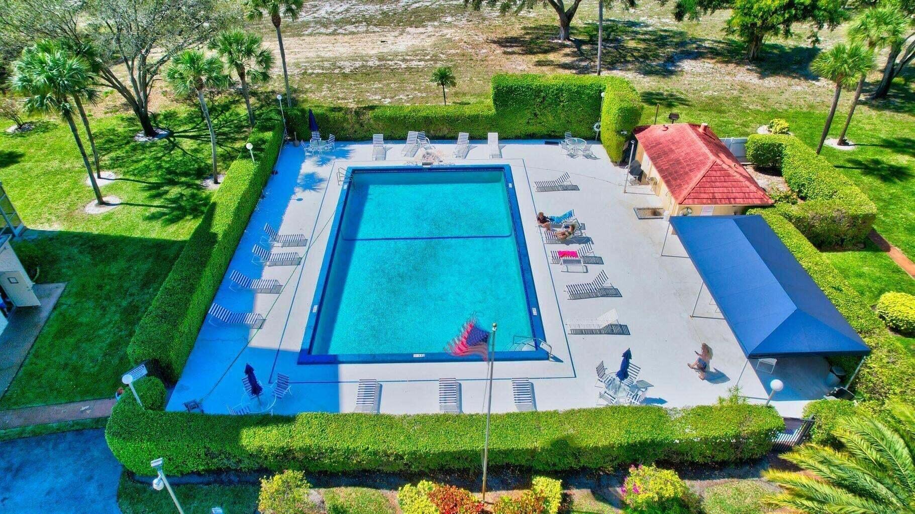 6161 Northwest 2nd Avenue, Unit 420 Boca Raton, FL 33487 - Photo 26 of 28 Community Pool