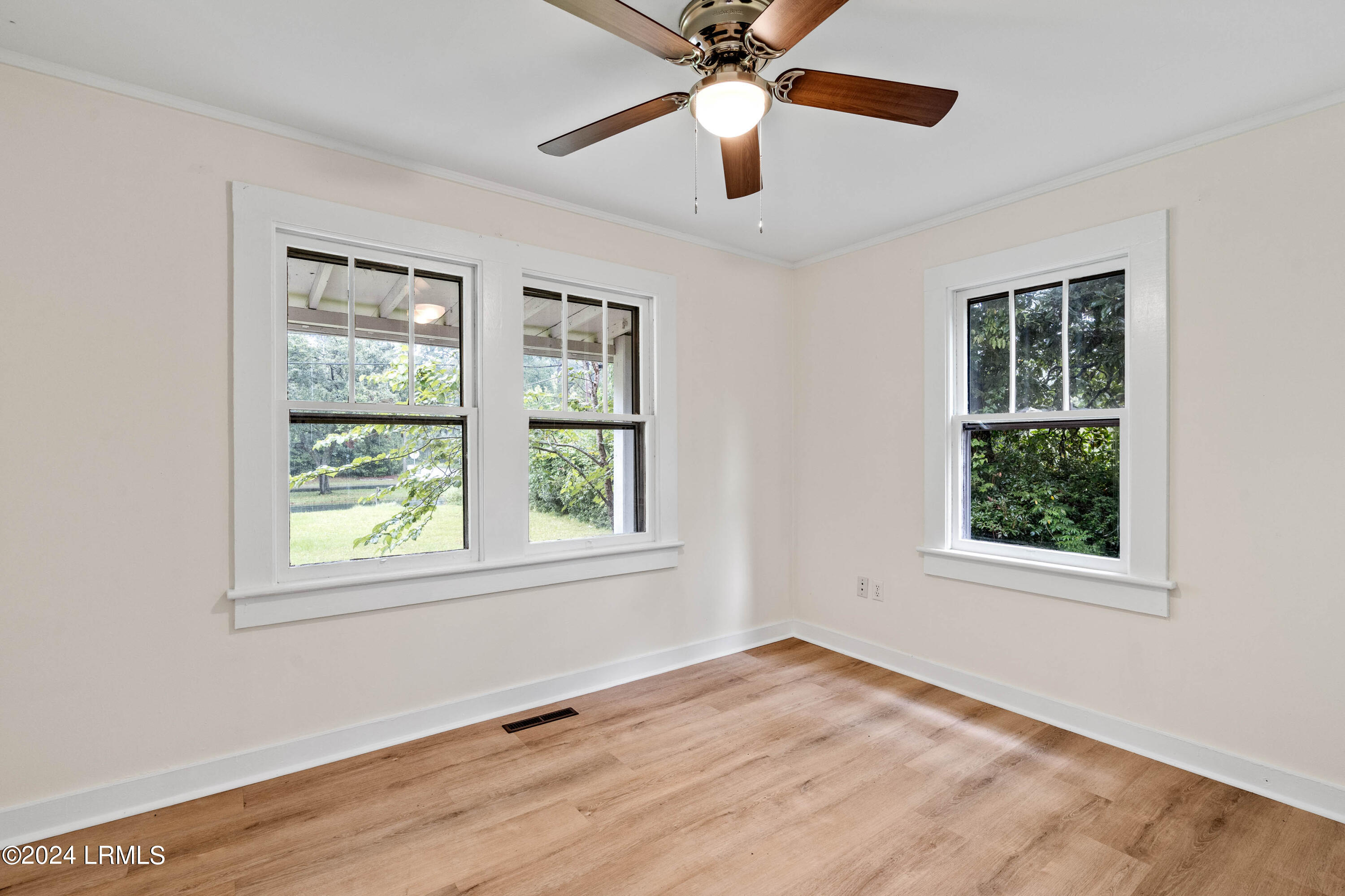2406 Hermitage Road Beaufort, SC 29902 - Photo 14 of 47 2406 Hermitage-7