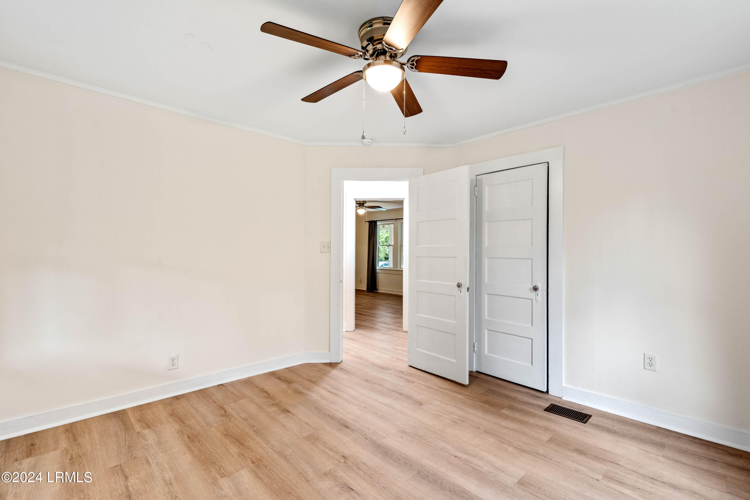 2406 Hermitage Road Beaufort, SC 29902 - Photo 17 of 47 2406 Hermitage-10