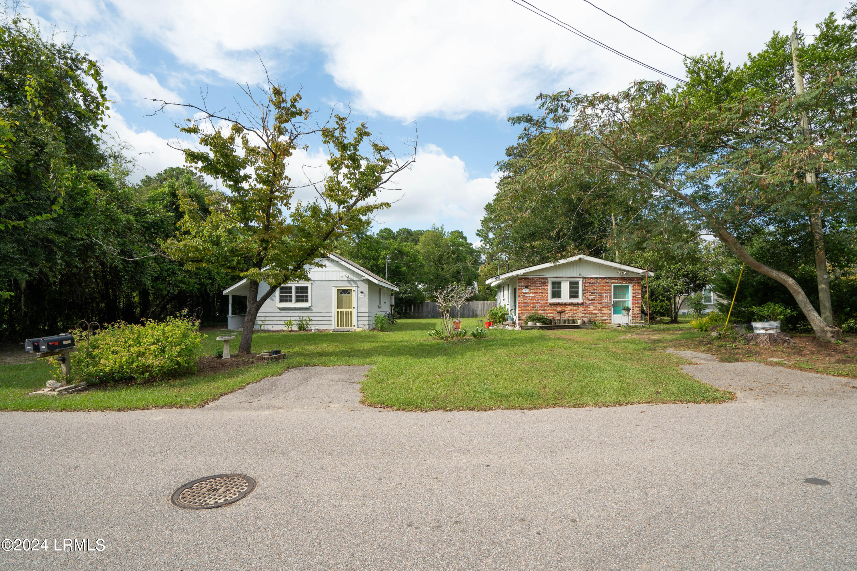 2406 Hermitage Road Beaufort, SC 29902 - Photo 31 of 47 2406 Hermitage-35