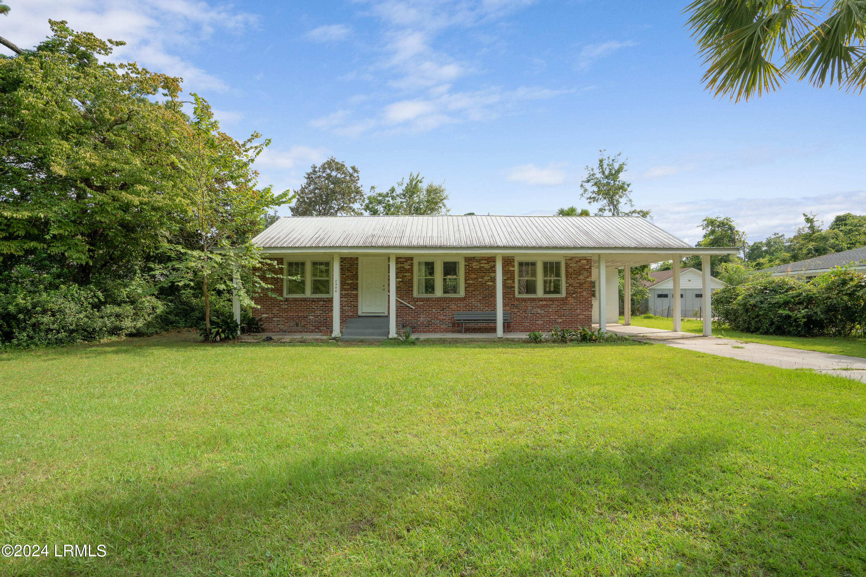 2406 Hermitage Road Beaufort, SC 29902 - Photo 4 of 47 2406 Hermitage-30