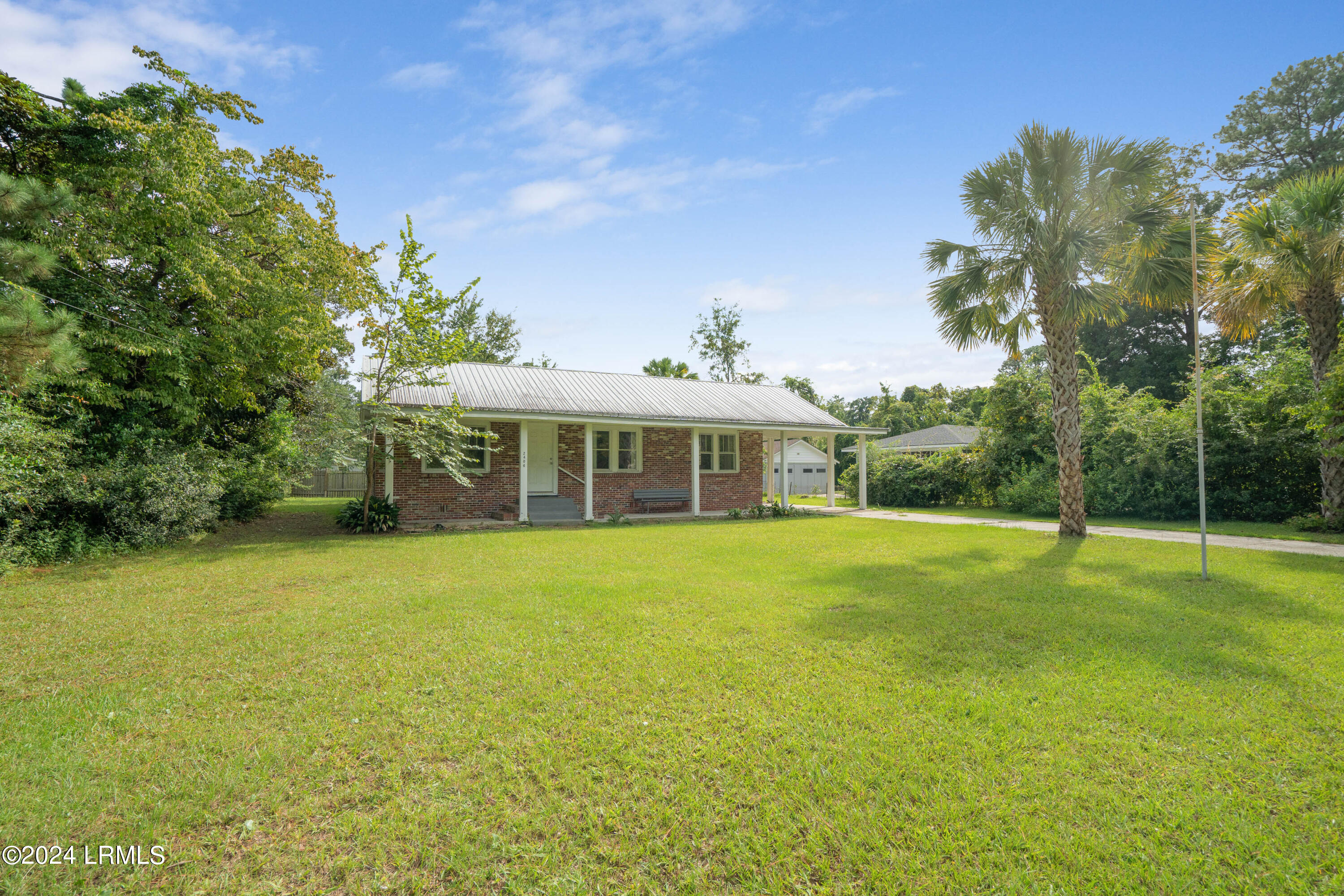 2406 Hermitage Road Beaufort, SC 29902 - Photo 5 of 47 2406 Hermitage-29
