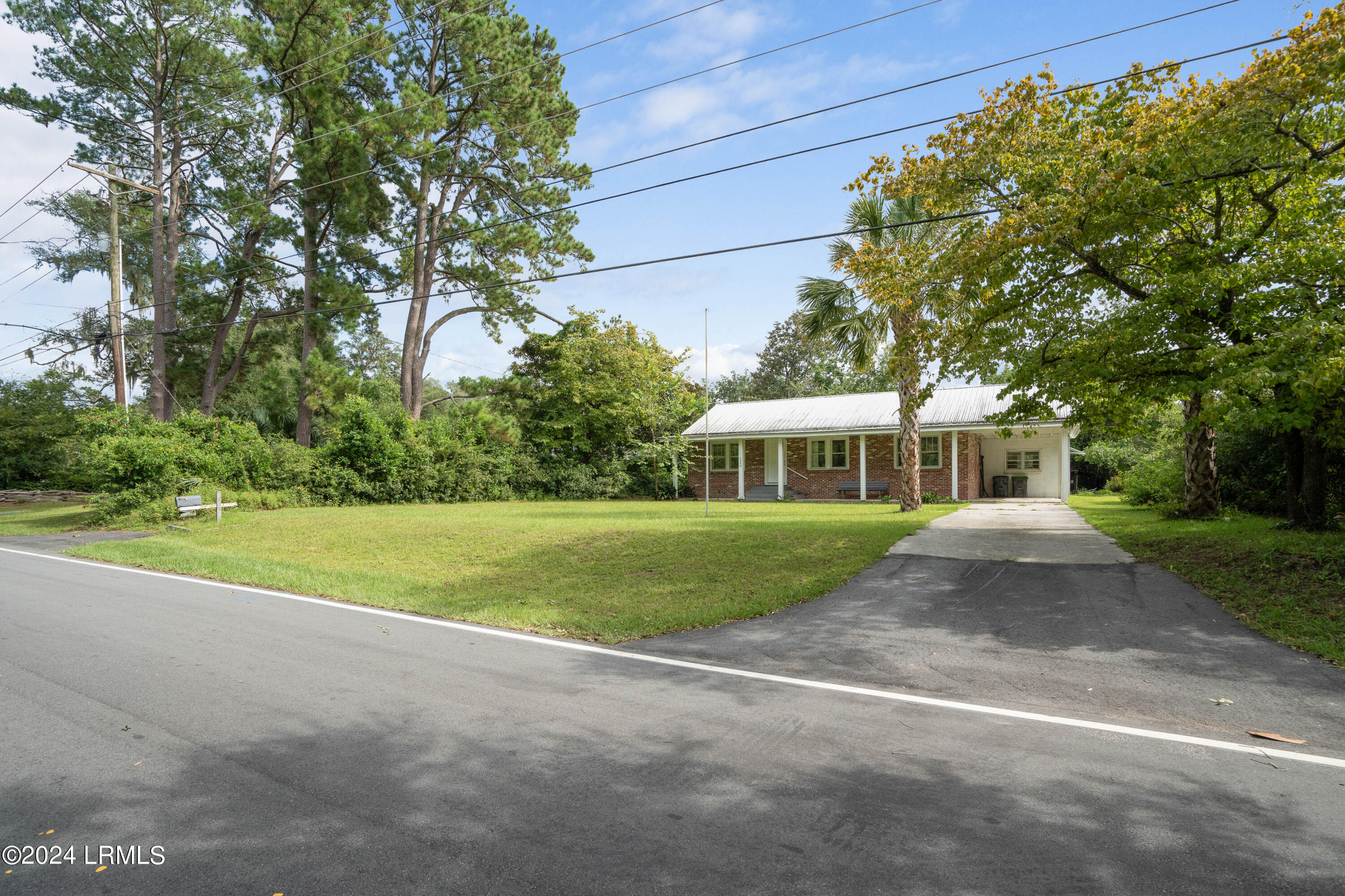 2406 Hermitage Road Beaufort, SC 29902 - Photo 6 of 47 2406 Hermitage-28
