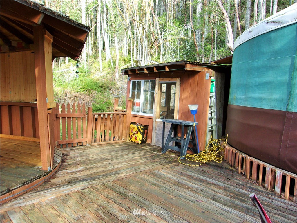 372 Rocky Brook Road Brinnon, WA 98320 - Photo 2 of 12 Gallery Image 2