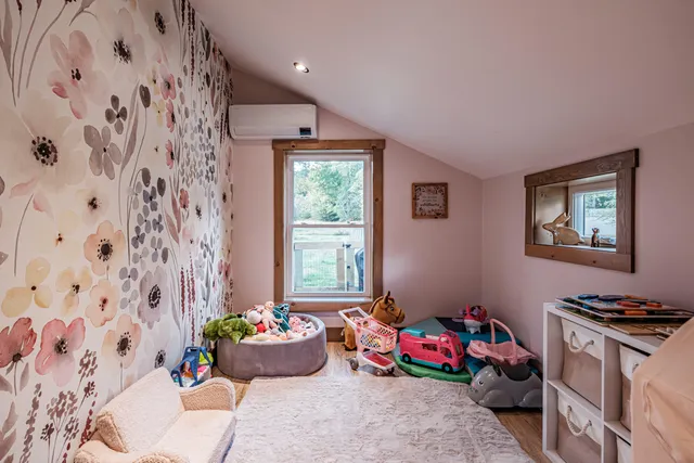 $399,900 | 781 N Road, Bethel, ME 04217