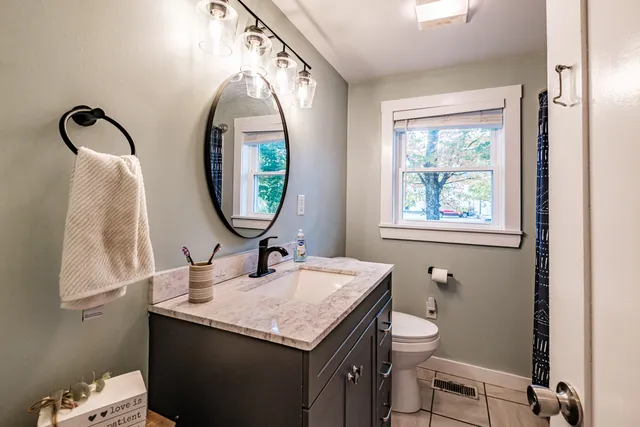 $399,900 | 781 N Road, Bethel, ME 04217