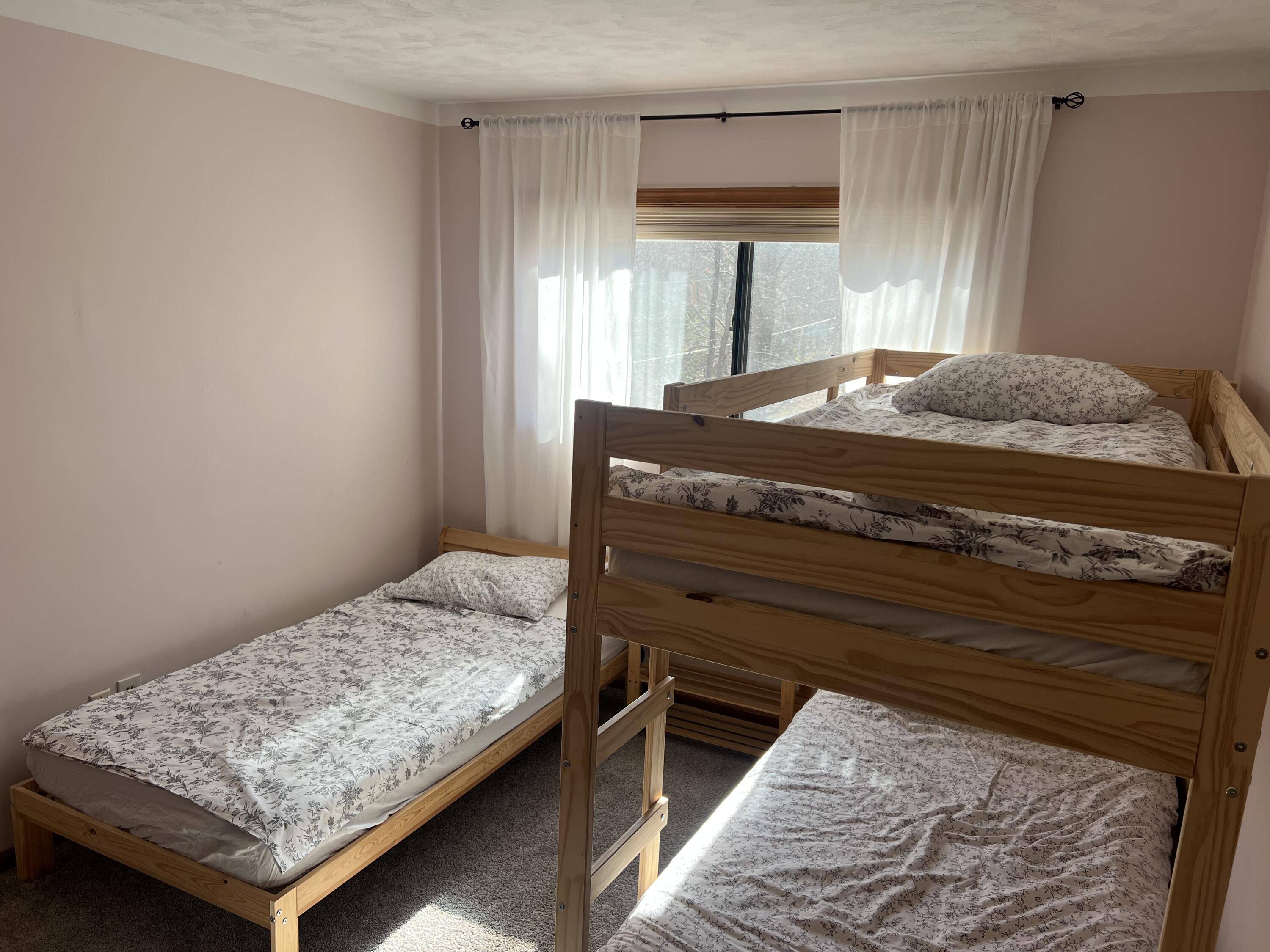 1057 Porter Drive Bushkill, PA 18324 - Photo 24 of 42 2nd bedroom