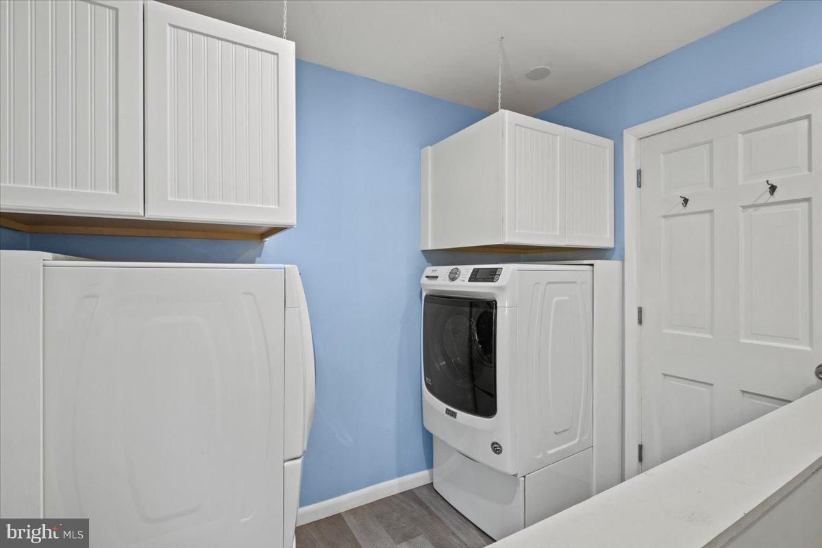 40 New Freedom Road Monroeville, NJ 08343 - Photo 16 of 51 a utility room with dryer and washer