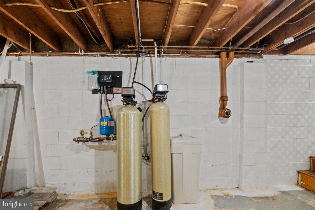 40 New Freedom Road Monroeville, NJ 08343 - Photo 40 of 51 a view of walk in closet with clothes and shoes