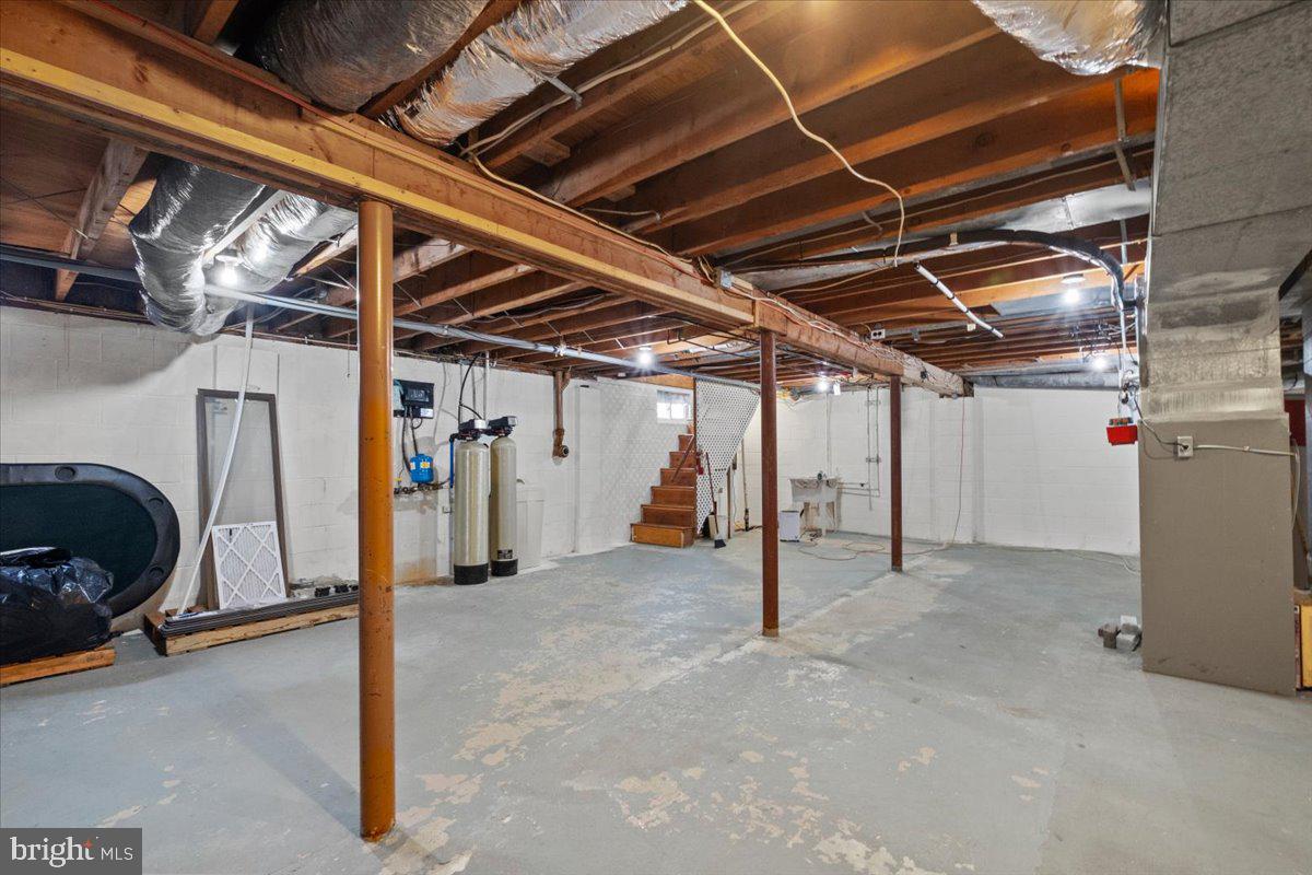 40 New Freedom Road Monroeville, NJ 08343 - Photo 41 of 51 a view of empty room with wooden walls