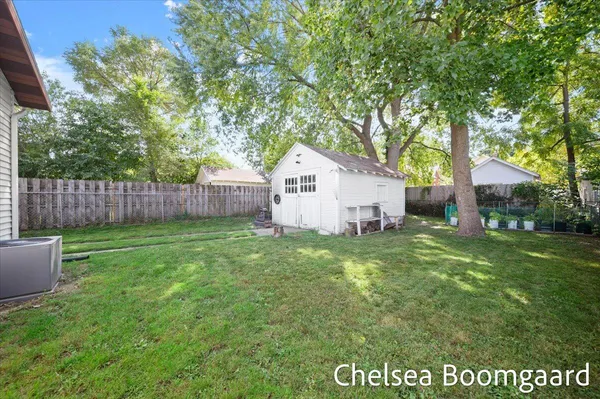 $289,000 | 22 Elmwood Street Northeast, Grand Rapids, MI 49505