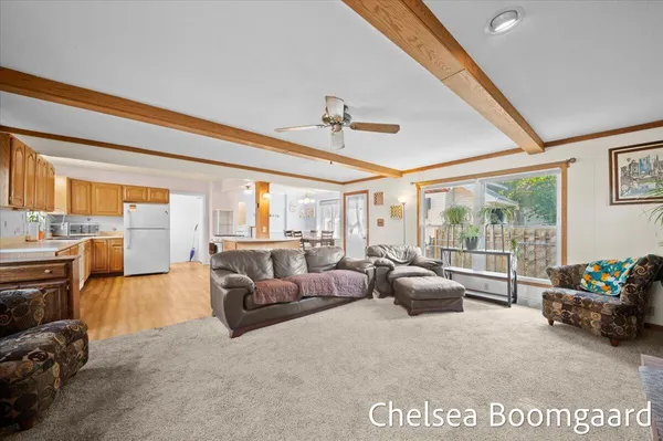 $289,000 | 22 Elmwood Street Northeast, Grand Rapids, MI 49505