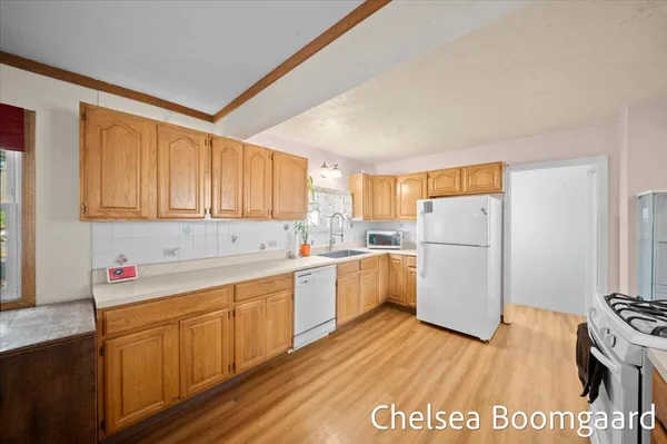 $289,000 | 22 Elmwood Street Northeast, Grand Rapids, MI 49505