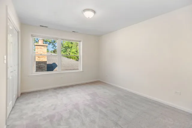 $3,950 | 2011 Brummel Street, Evanston, IL 60202