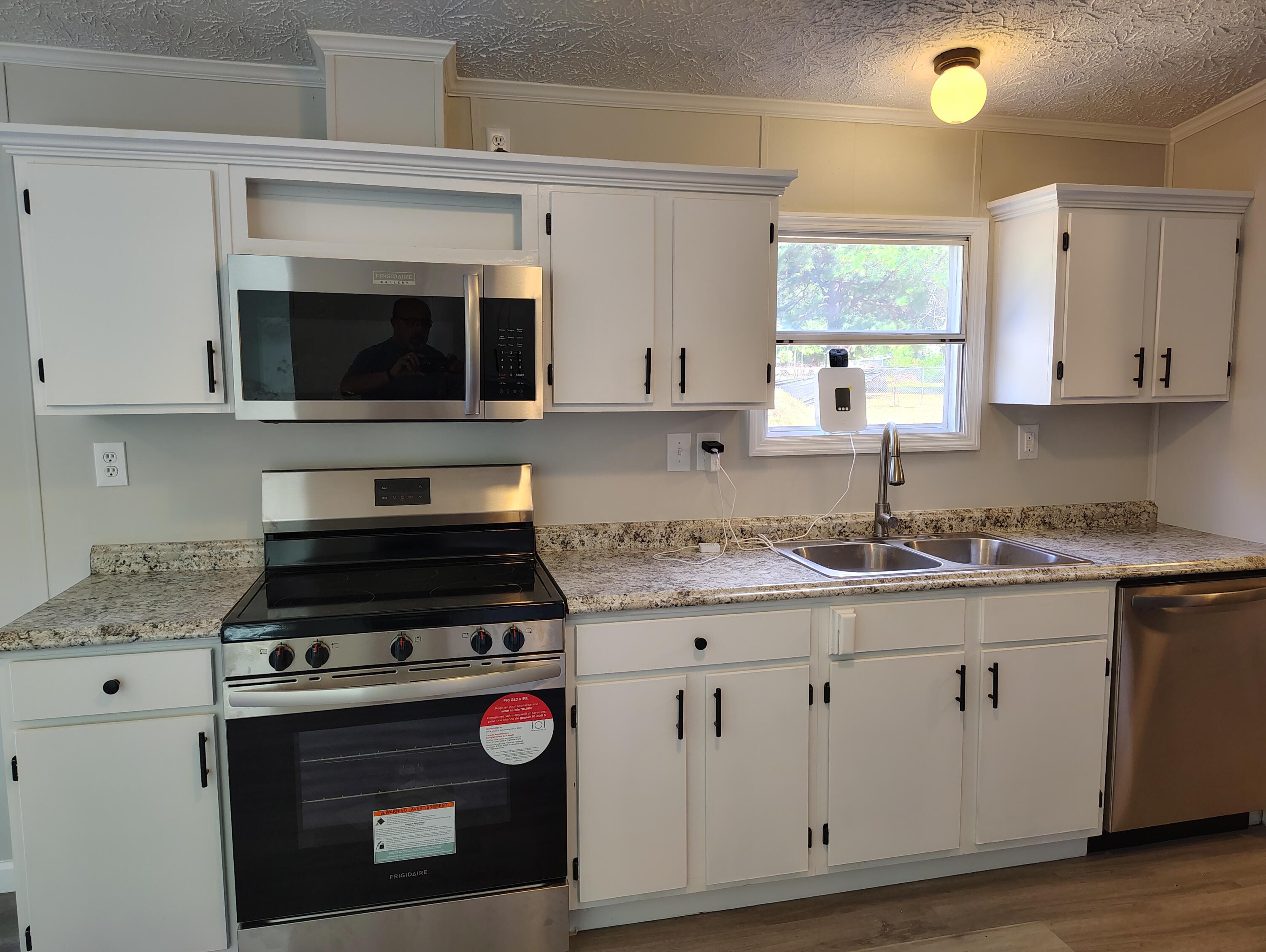 2156 Clubhouse Road Summerton, SC 29148 - Photo 19 of 46 IMG_20251003_143812471_HDR