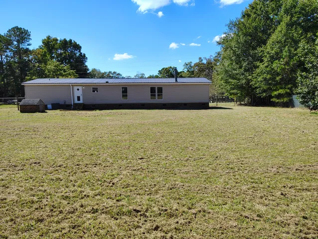 $239,000 | 2156 Clubhouse Road, Summerton, SC 29148