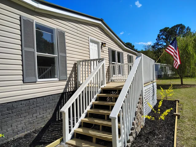 $239,000 | 2156 Clubhouse Road, Summerton, SC 29148