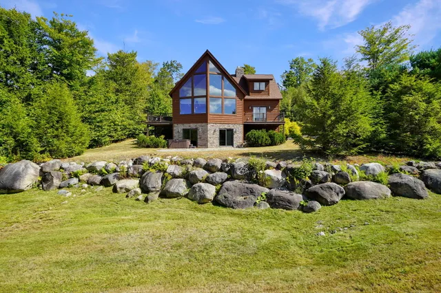 $1,399,999 | 28 Blizzard Drive, Newry, ME 04261