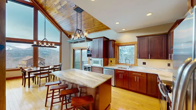 $1,375,000 | 28 Blizzard Drive, Newry, ME 04261