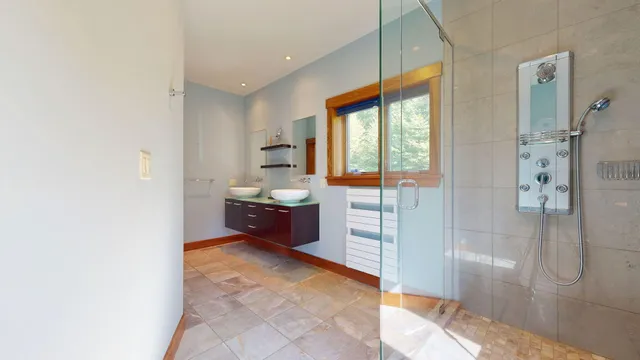 $1,375,000 | 28 Blizzard Drive, Newry, ME 04261