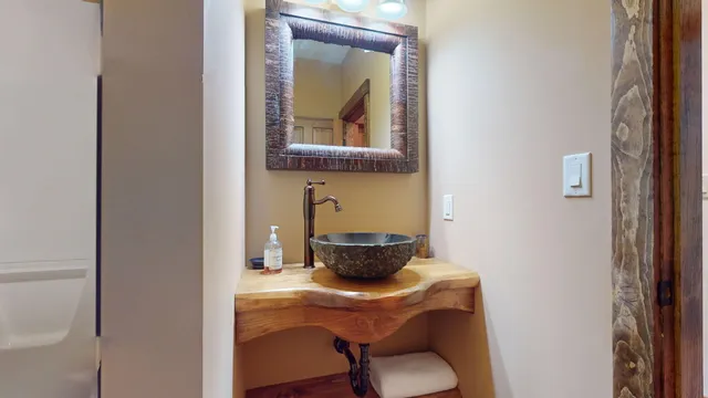 $1,375,000 | 28 Blizzard Drive, Newry, ME 04261