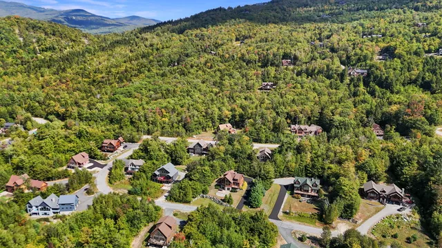 $1,399,999 | 28 Blizzard Drive, Newry, ME 04261