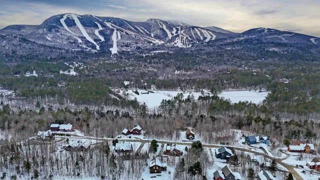 $1,375,000 | 28 Blizzard Drive, Newry, ME 04261