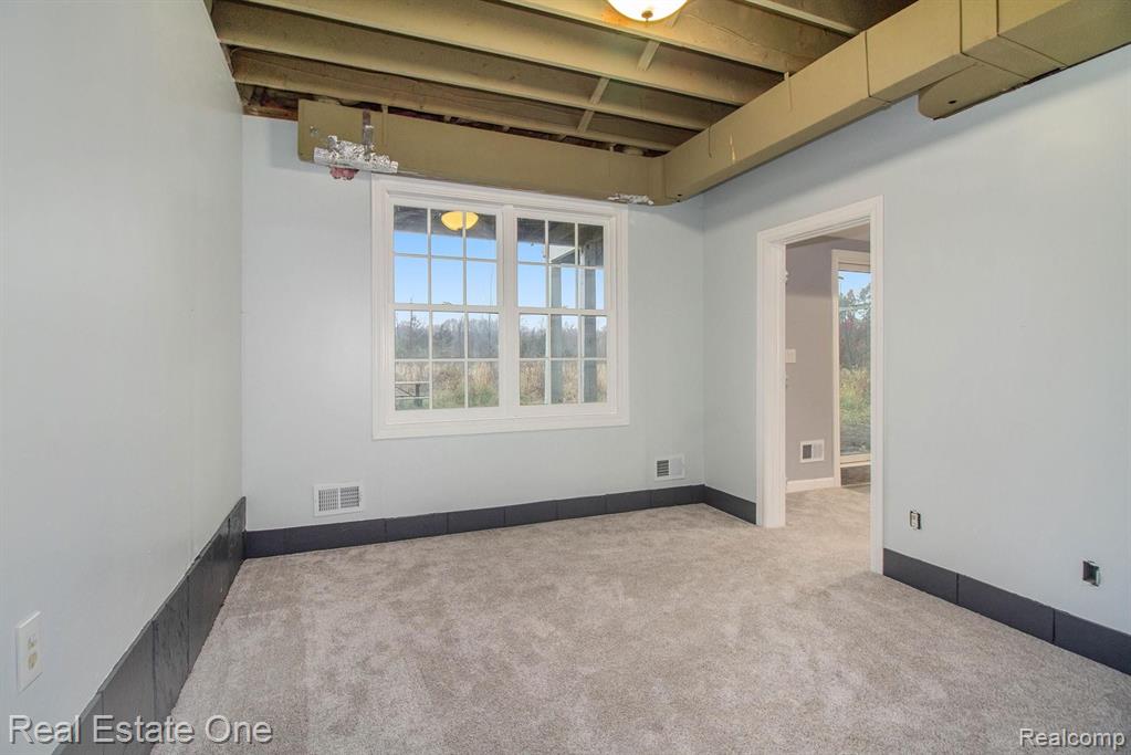 5856 Hinchey Road Howell, MI 48843 - Photo 22 of 35