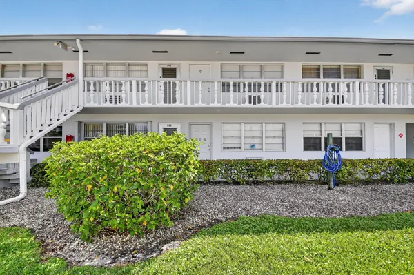 $1,250 | 344 Northampton Q, West Palm Beach, FL 33417