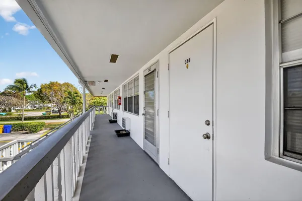 $1,250 | 344 Northampton Q, West Palm Beach, FL 33417