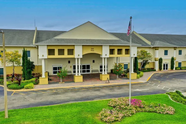 $1,250 | 344 Northampton Q, West Palm Beach, FL 33417