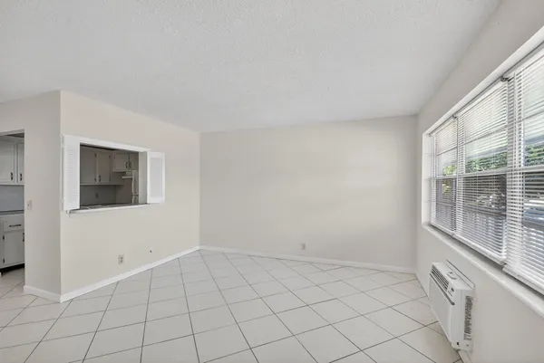 $1,250 | 344 Northampton Q, West Palm Beach, FL 33417