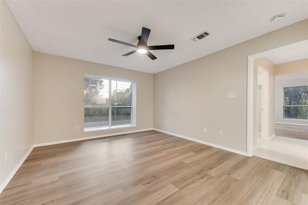 600 North Cockrell Hill Road DeSoto, TX 75115 - Photo 17 of 35