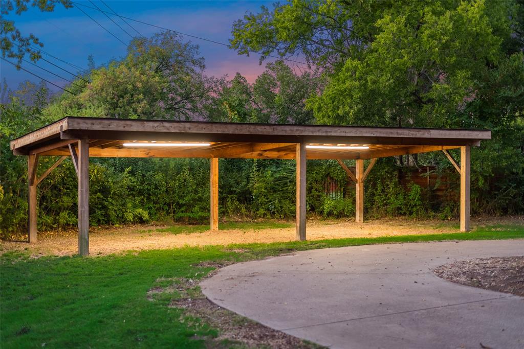 600 North Cockrell Hill Road DeSoto, TX 75115 - Photo 31 of 35