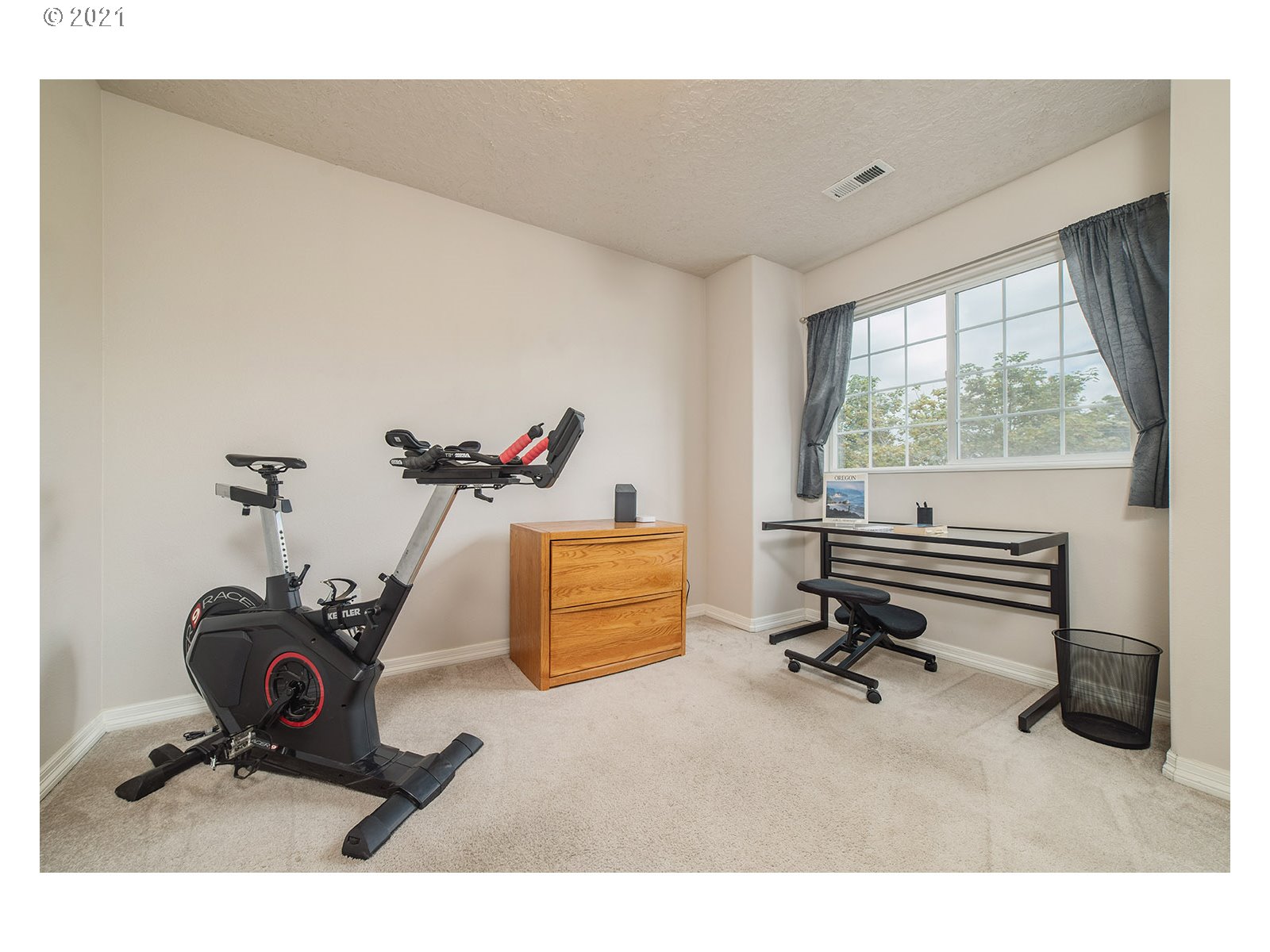 677 Northeast Anderson Road Gresham, OR 97030 - Photo 21 of 32 Gallery Image 21