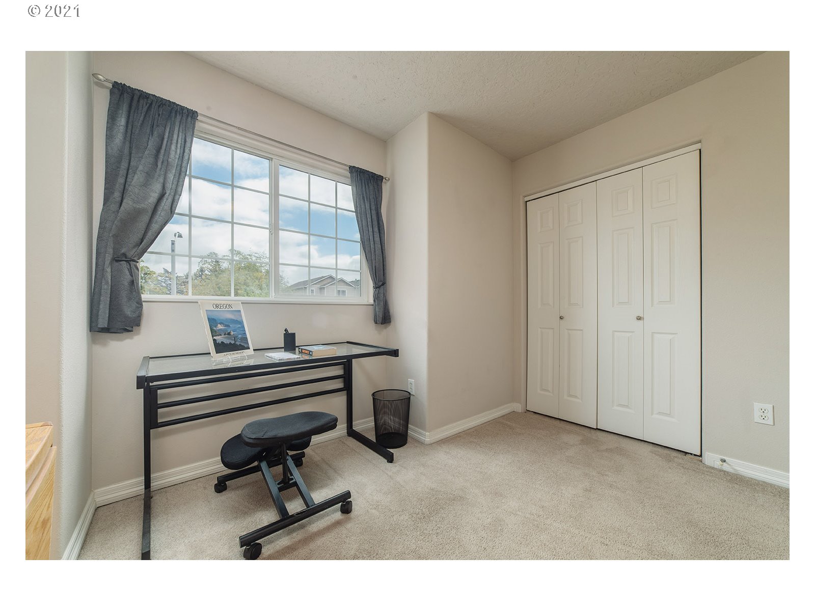 677 Northeast Anderson Road Gresham, OR 97030 - Photo 22 of 32 Gallery Image 22