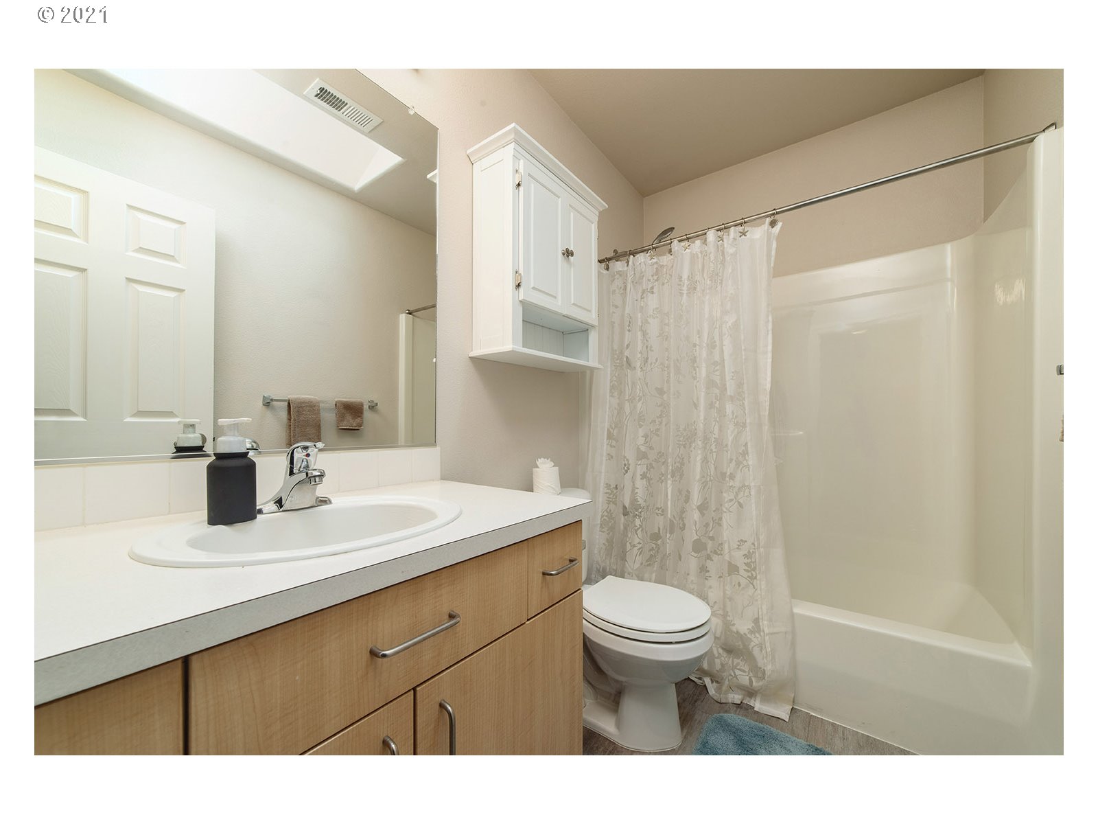 677 Northeast Anderson Road Gresham, OR 97030 - Photo 25 of 32 Gallery Image 25