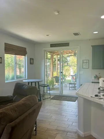 $480,000 | 421 Penn Central Court, Rio Linda, CA 95673