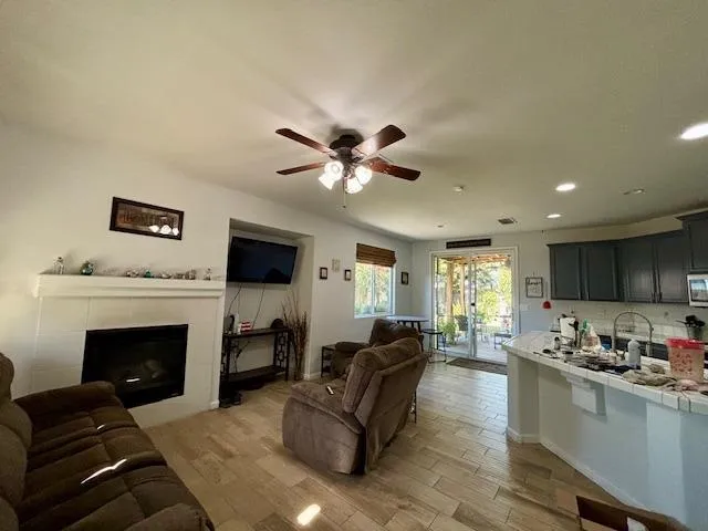 $480,000 | 421 Penn Central Court, Rio Linda, CA 95673