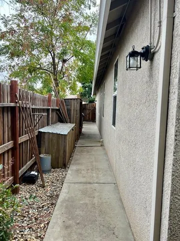 $480,000 | 421 Penn Central Court, Rio Linda, CA 95673