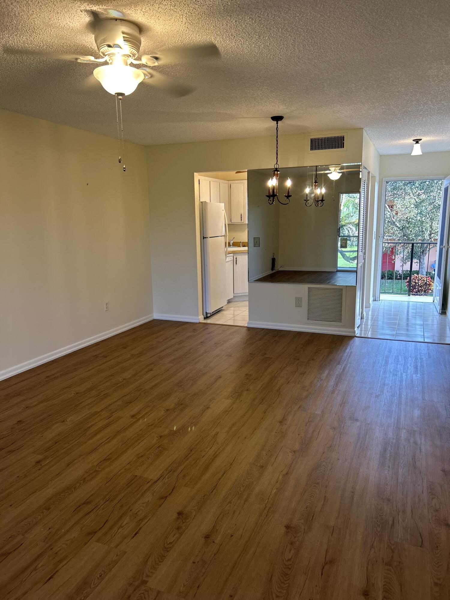 1923 Southwest Palm City Road, Unit G Stuart, FL 34994 - Photo 16 of 26 Dining Living