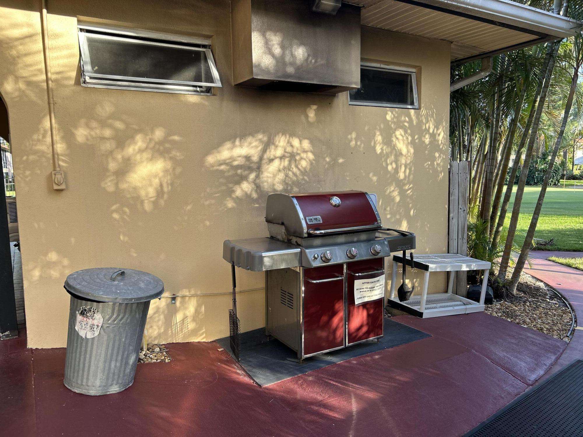 1923 Southwest Palm City Road, Unit G Stuart, FL 34994 - Photo 6 of 26 Grill Area