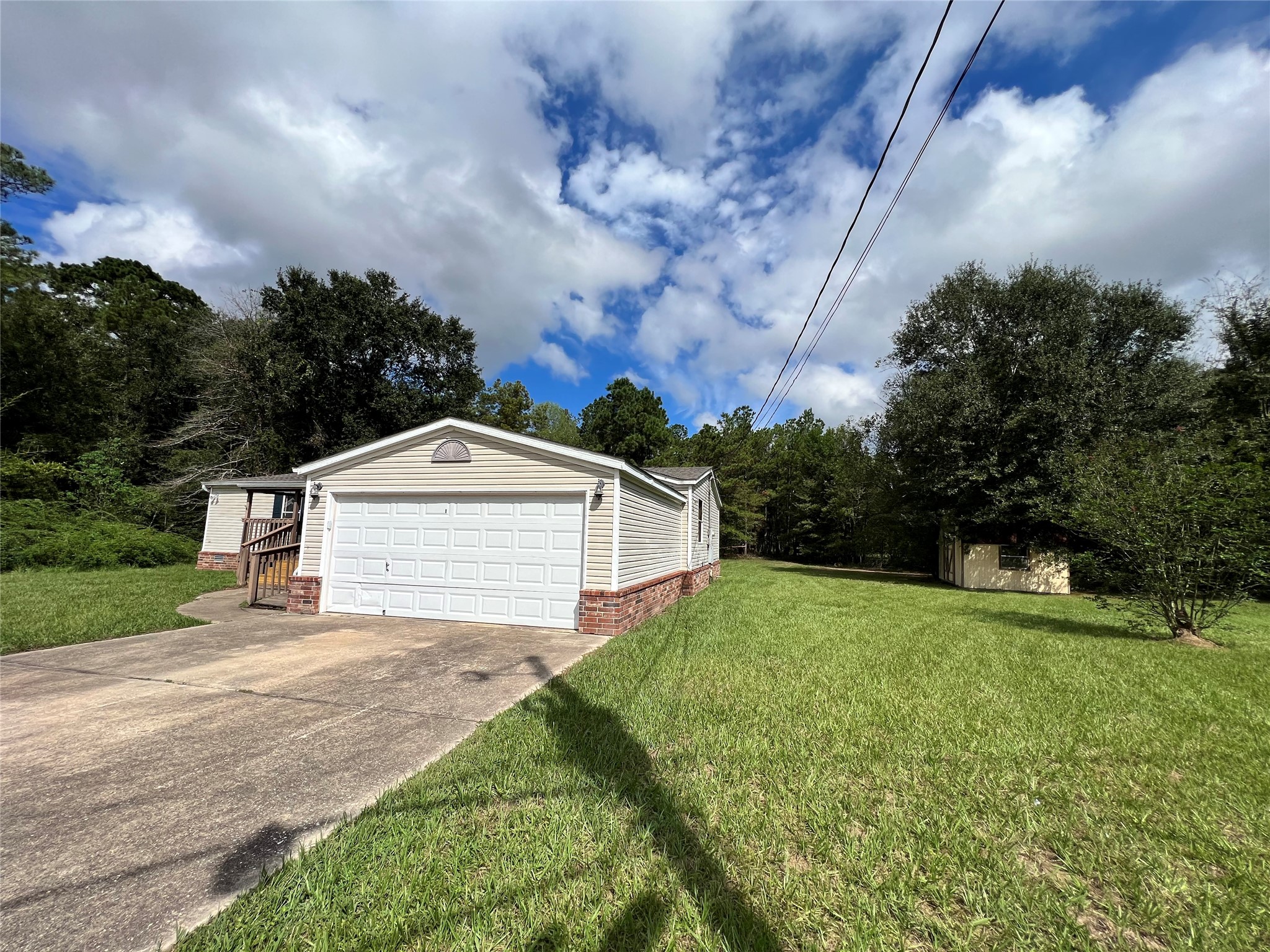 16092 Lone Star Ranch Drive Conroe, TX 77302 - Photo 2 of 29 Gallery Image 2