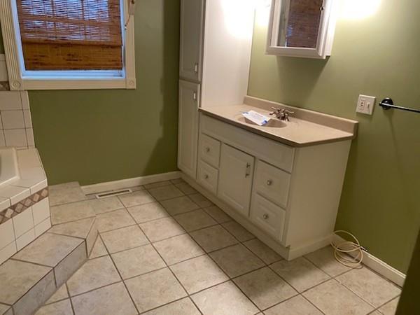539 Norman Street Fall River, MA 02721 - Photo 13 of 19 Gallery Image 13