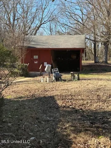 $145,000 | 3652 South Old Highway, Holly Springs, MS 38635