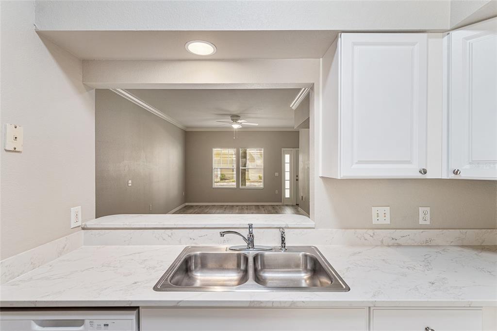 9177 Southwest 52nd Road, Unit 102 Gainesville, FL 32608 - Photo 17 of 35