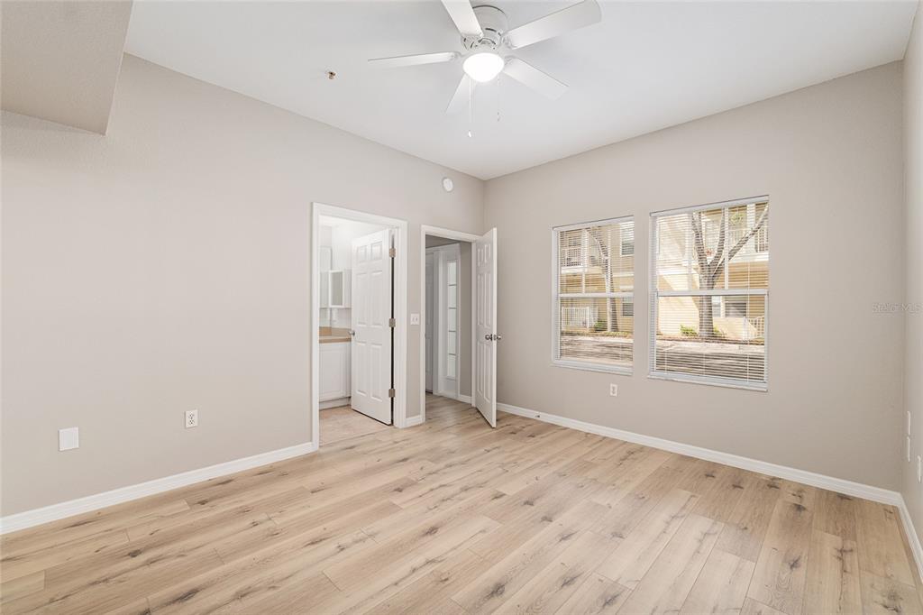 9177 Southwest 52nd Road, Unit 102 Gainesville, FL 32608 - Photo 22 of 35